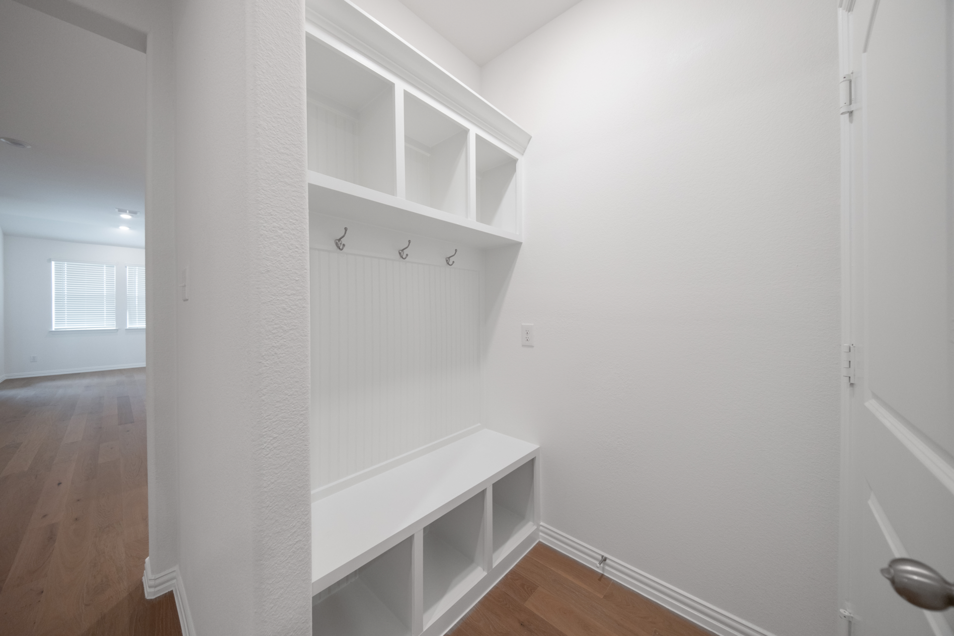 e893fa59-7a8a-40c3-9a2f-5fd41639549f