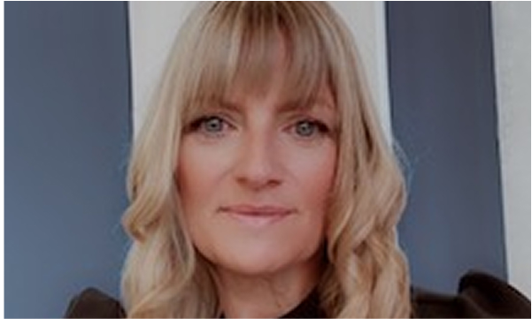 Headshot of Gillian Askew