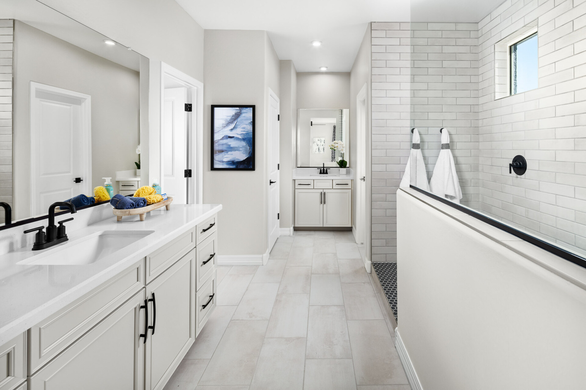 f36c8a12-57d3-403d-8110-f951738b6fef