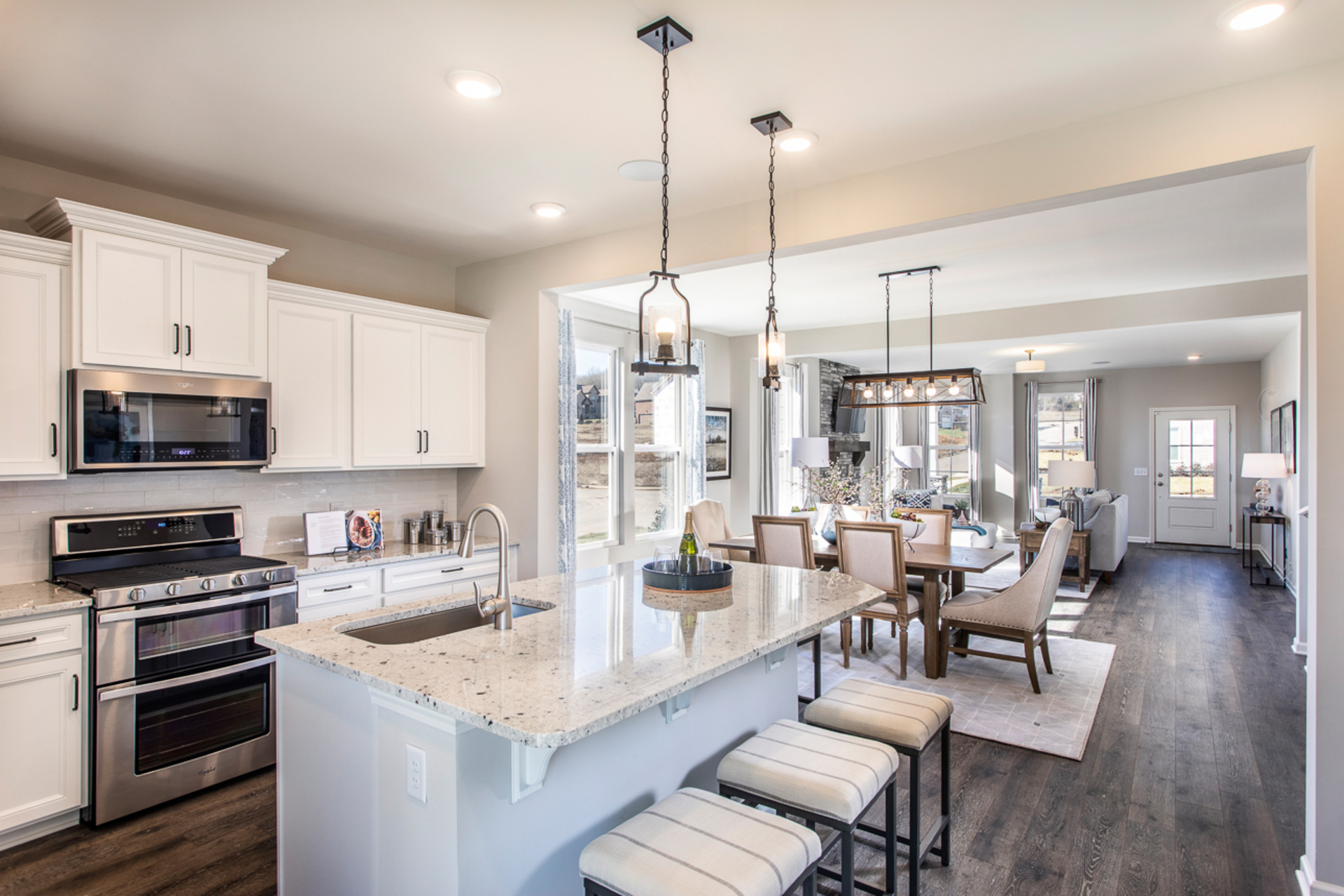 fa8835e7-5ce6-41f8-b076-718ef9b44aec