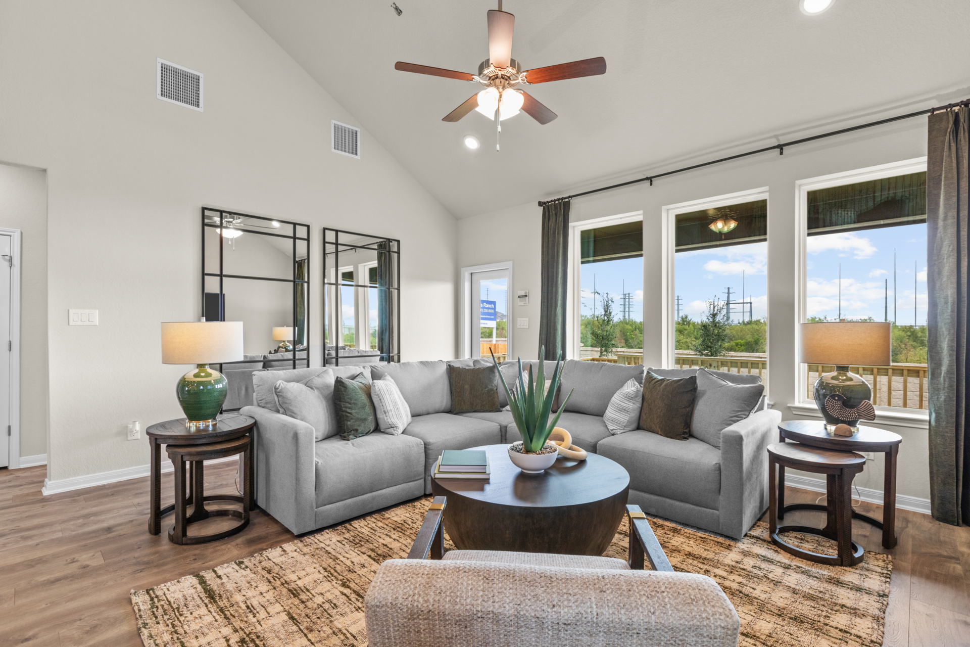 fb8c0b9e-1783-4b73-9fd7-ef79ca34e806