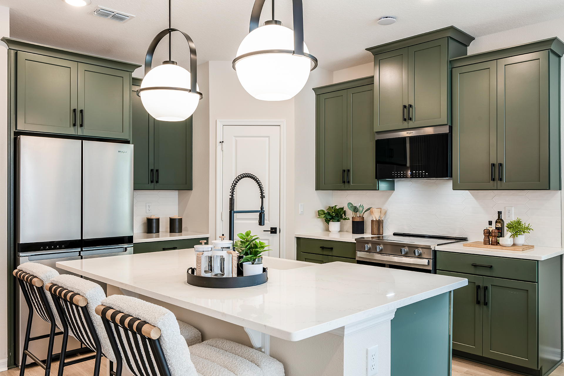 ff964a2a-d4af-4a60-84a3-bd4261123044