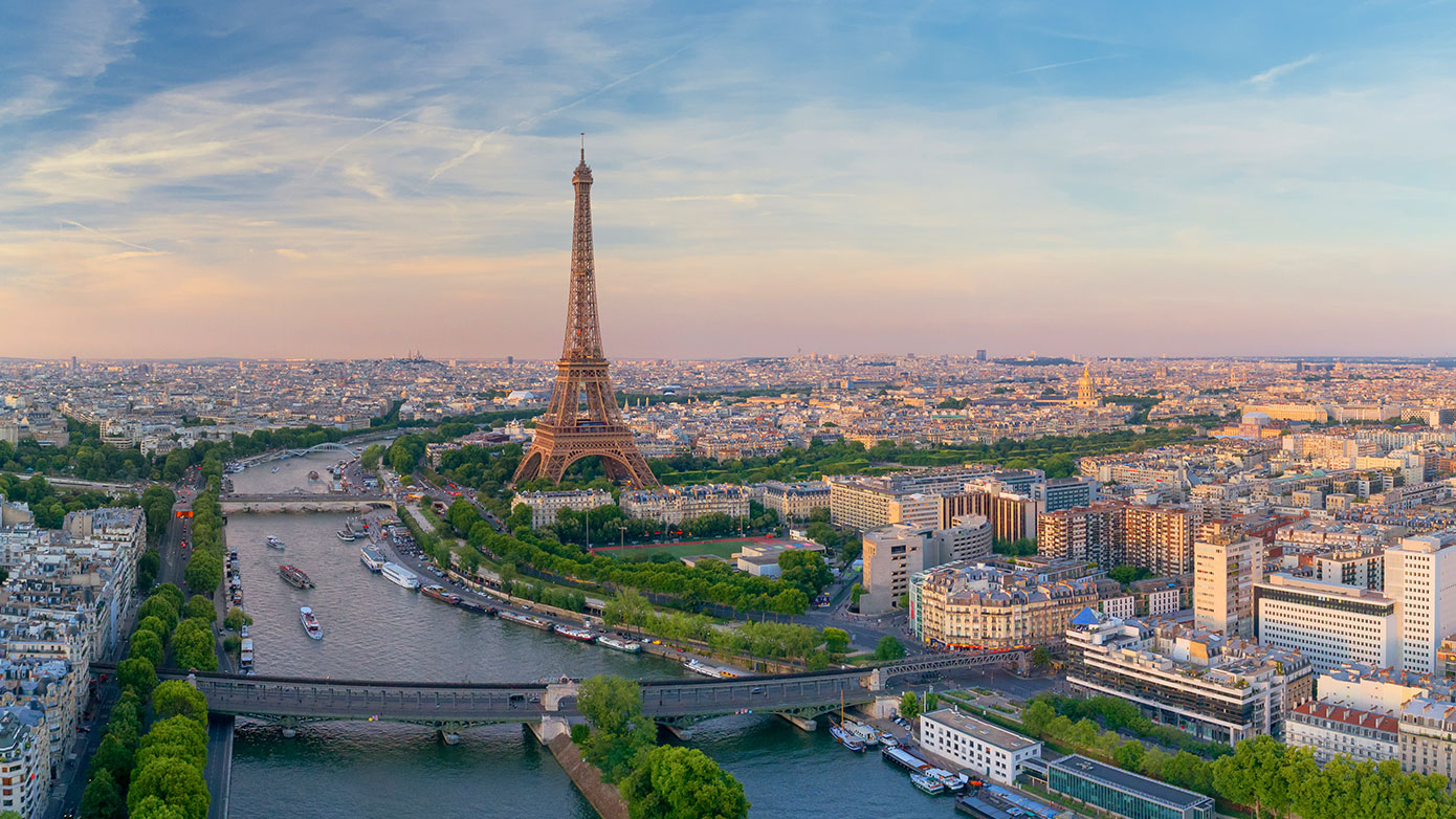 Paris city scene