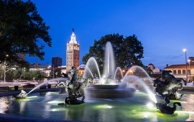 Kansas City, Missouri downtown fountain at twilight