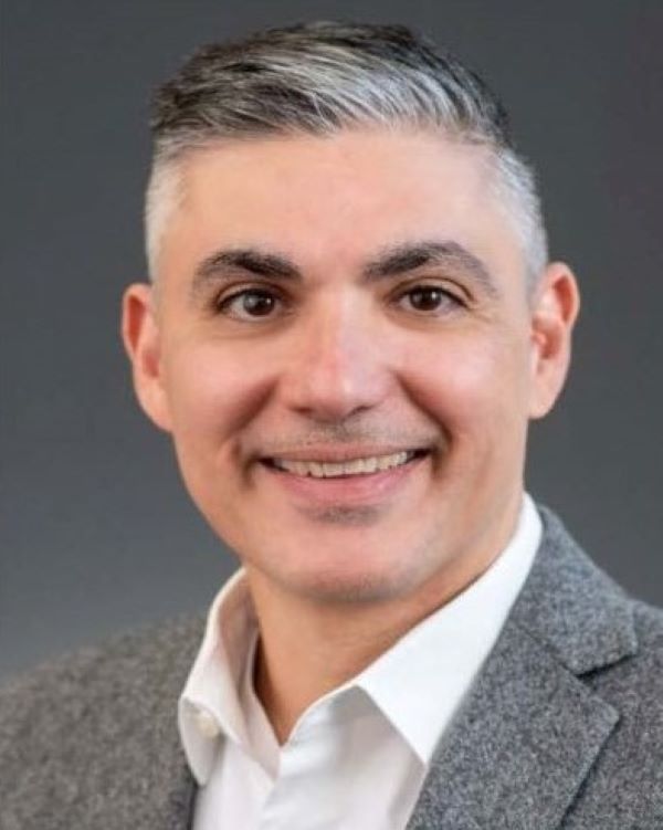 Peter Domingo, Branch Manager photo