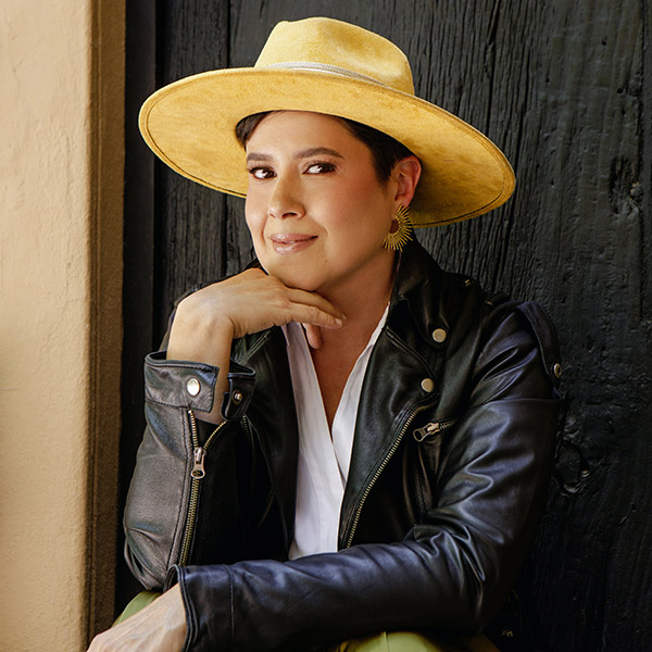 Sandra Velasquez