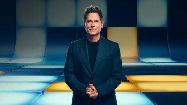 the floor host Rob Lowe