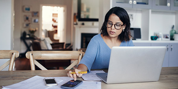 woman crunching numbers